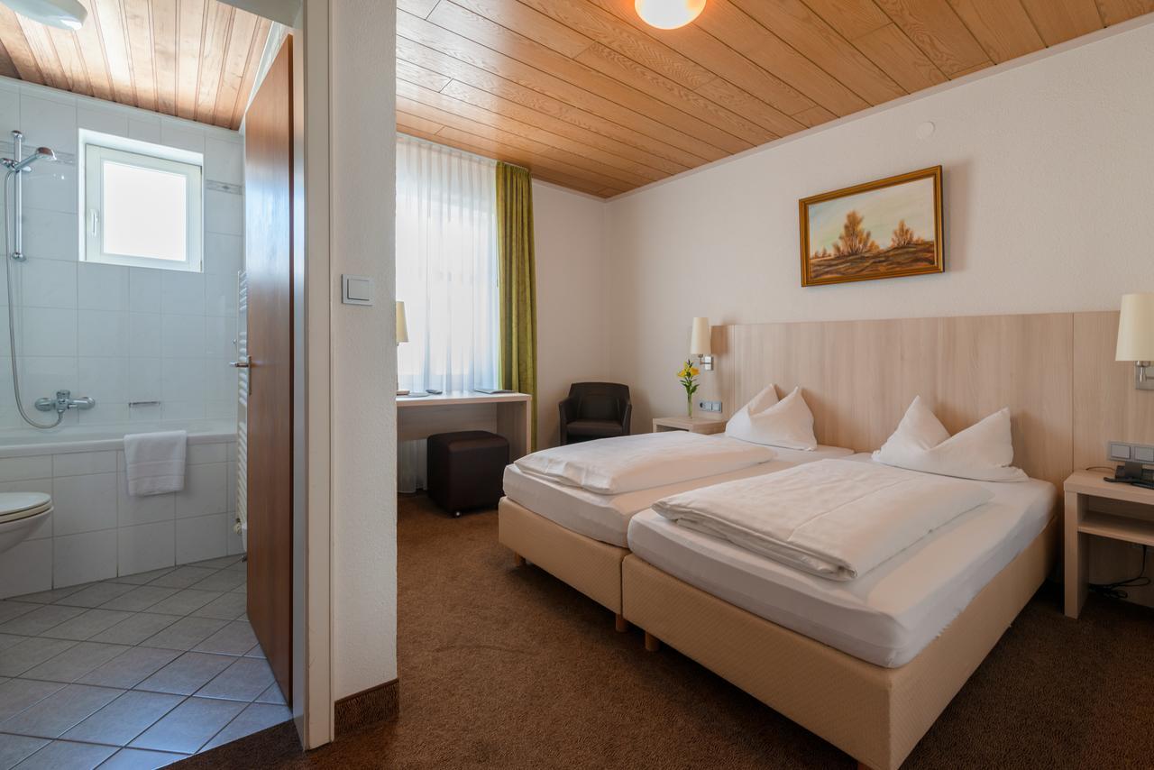 Gasthof & Hotel Goldene Krone Iphofen Dış mekan fotoğraf