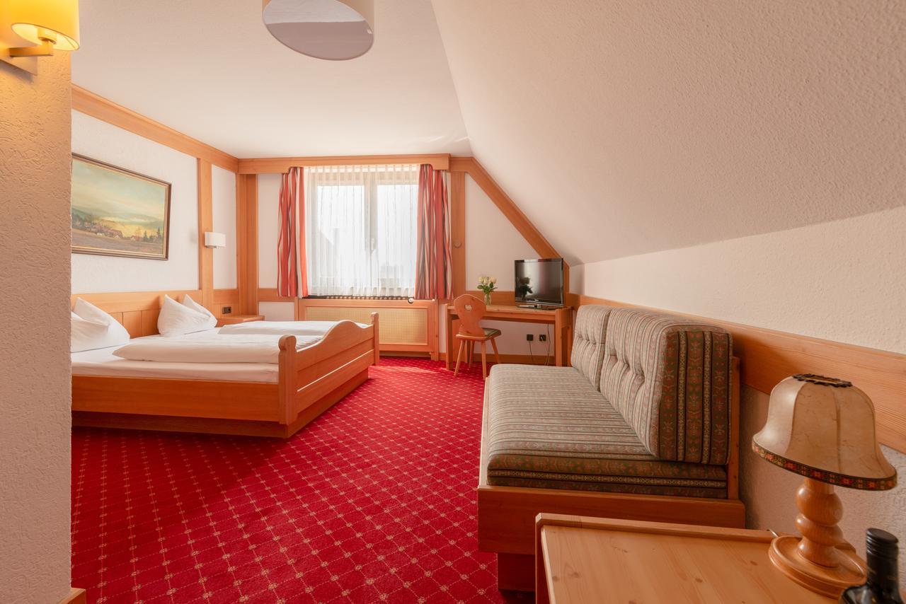 Gasthof & Hotel Goldene Krone Iphofen Dış mekan fotoğraf